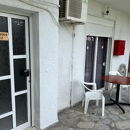 Pelekan And Athina 12 Pefkochori