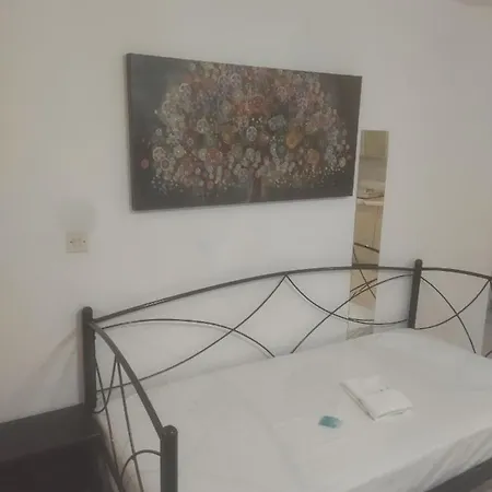 Hotel Pelekan And Athina 12 *